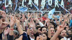 Los pibes para la moderación