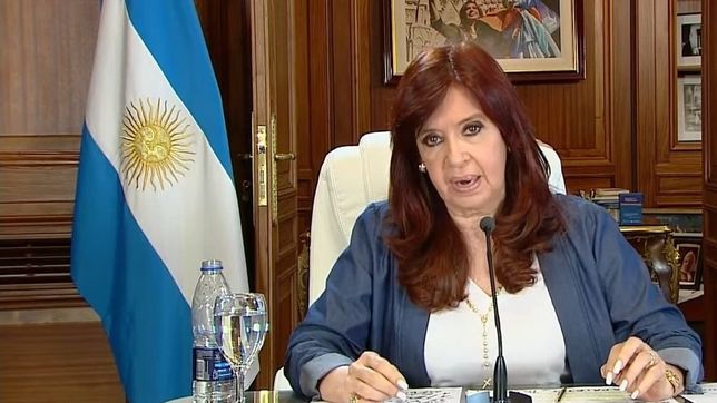 cfk cuestiono a la mafia mediatica-judicial tras el fallo a favor de robles cfk cuestiono a la mafia mediatica-judicial tras el fallo a favor de robles