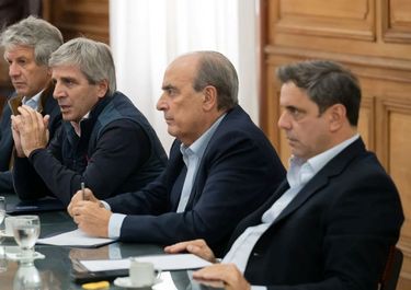 Advertencia de Toto Caputo a gobernadores
