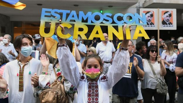 Ante la escalada bélica, el Gobierno busca rescatar a la comunidad argentina
