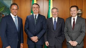 La bendición de los gobernadores: Solá y Scioli juntan a Fernández y Bolsonaro