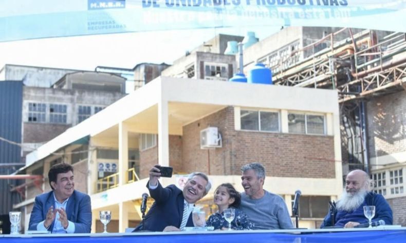 Alberto Fernández y Emilio Pérsico Alberto Fernandez Emilio Pérsico Fernando Espinoza Juan Zabaleta