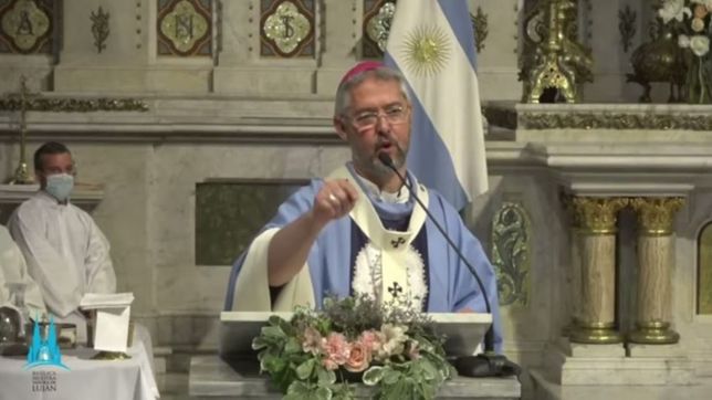 este es el pastor designado para predicar ante el rebano cristinista en lujan