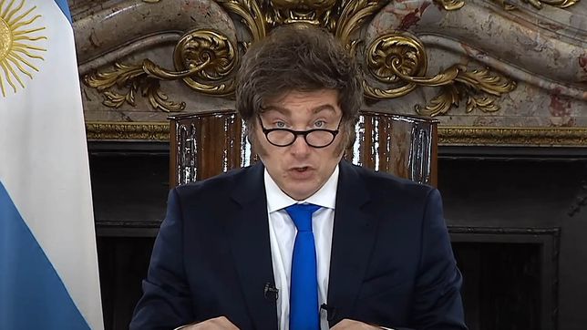 Javier Milei, en cadena.