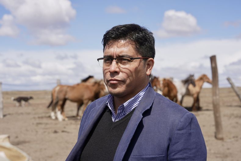 Claudio Vidal, gobernador de Santa Cruz, obligado a mirar hacia adelante.