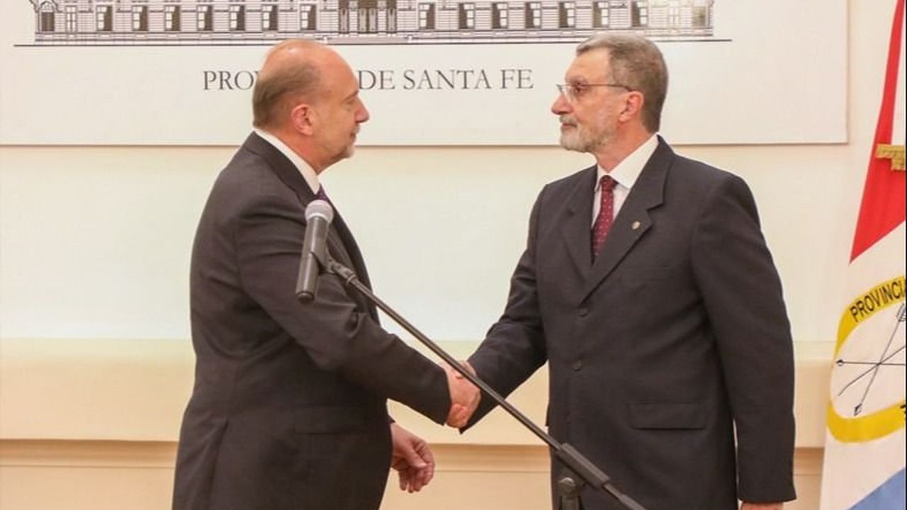 Ministro se busca