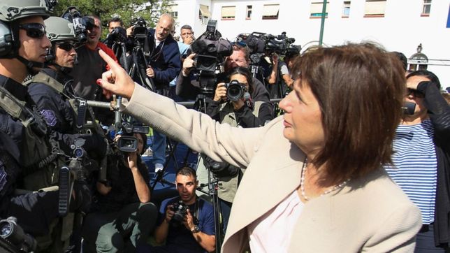 bullrich ahora promueve un banco de adn para todos los delitos dolosos bullrich ahora promueve un banco de adn para todos los delitos dolosos