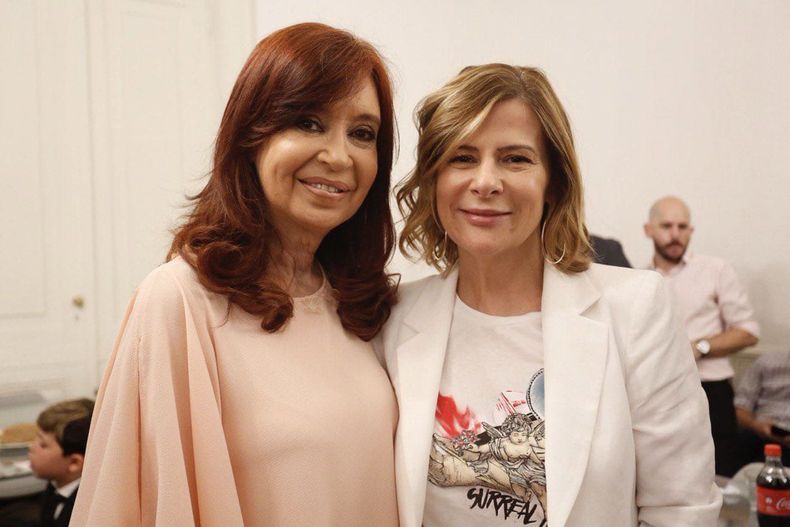 CFK y Florencia Saintout.