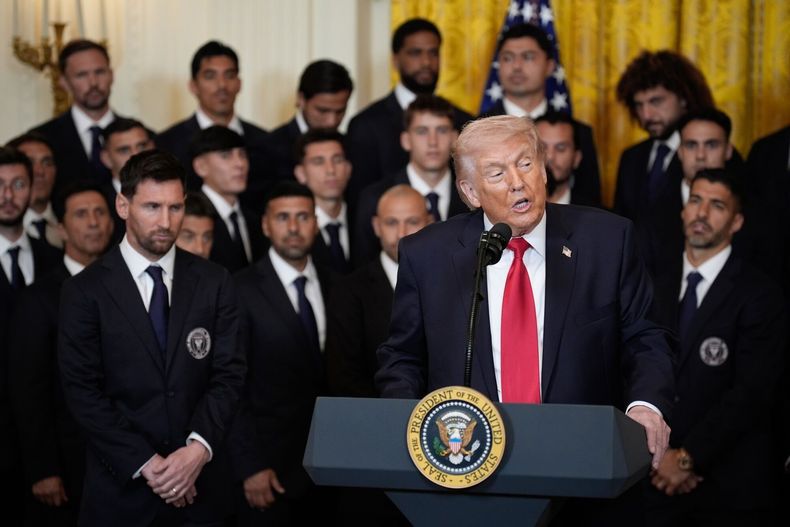 Donald Trump habló ayer sobre la guerra en Irán y vaticinó la caída del régimen cubano en presencia de Lionel Messi y el resto del plantel de Inter Miami.