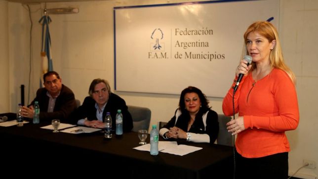 intendentes de todo el pais unifican ofensiva contra el quite del fondo sojero