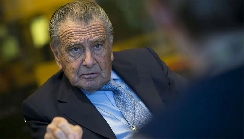 Un monopolio de Eduardo Eurnekian provocó un colapso en Ezeiza
