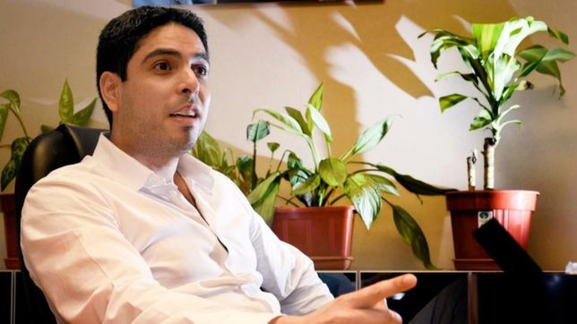 huguito moyano: ?nos cobran factura porque rompimos el techo de la paritaria huguito moyano: ?nos cobran factura porque rompimos el techo de la paritaria