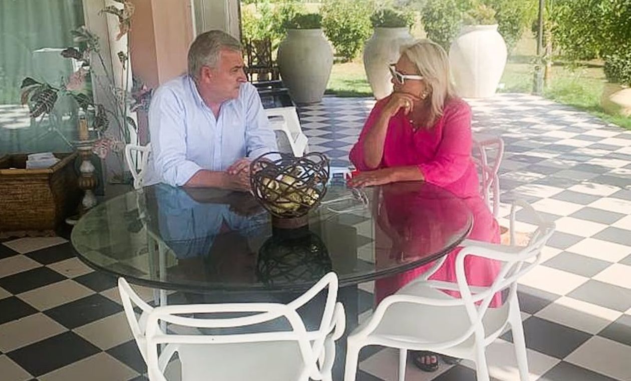 Gerardo Morales y Elisa Carrió sellan acuerdo preelectoral