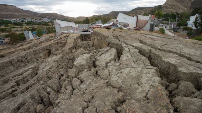Chubut: el derrumbe del cerro Hermitte expuso la gestión de los gobiernos peronistas en Comodoro Rivadavia