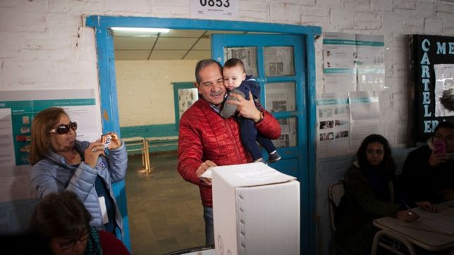 alperovich: ?me diferencia de manzur la gestion y la forma de hacer politica?