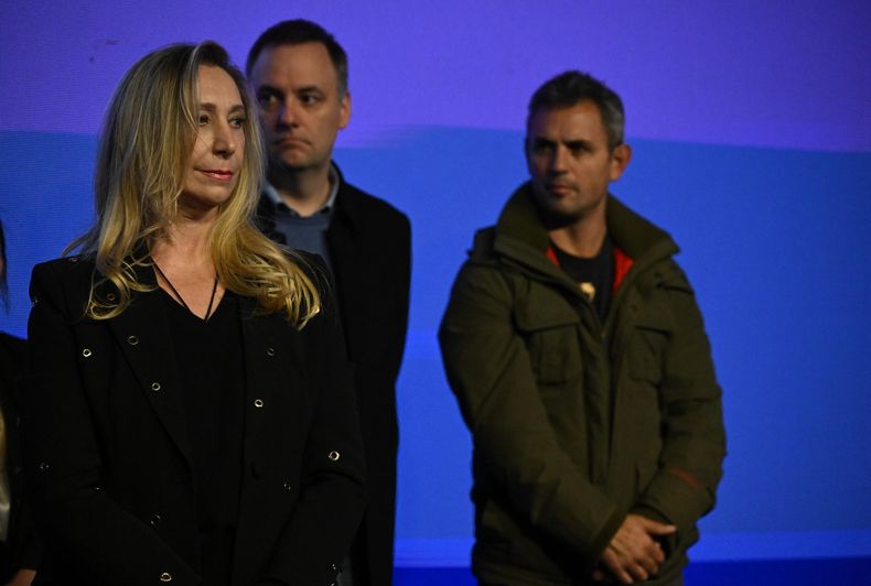 Del triángulo de hierro de Javier Milei al triángulo fundante de Axel Kicillof