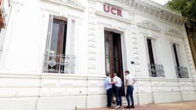 Gambeta a Macri y campaña local, el plan de intendentes radicales del interior