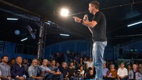 El intendente de Concordia sentó en primera fila al exgobernador de Entre Ríos Sergio Urribarri