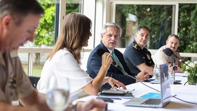 presentan el plan de seguridad, una foto para apagar el incendio frederic - berni presentan el plan de seguridad, una foto para apagar el incendio frederic - berni