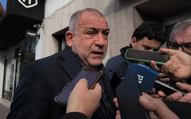 El senador nacional Luis Juez, en una rueda de prensa en Río Cuarto