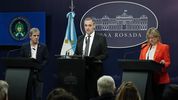 Manuel Adorni, junto a Toto Caputo y Alejandra Monteoliva. Manuel Adorni, junto a Toto Caputo y Alejandra Monteoliva.