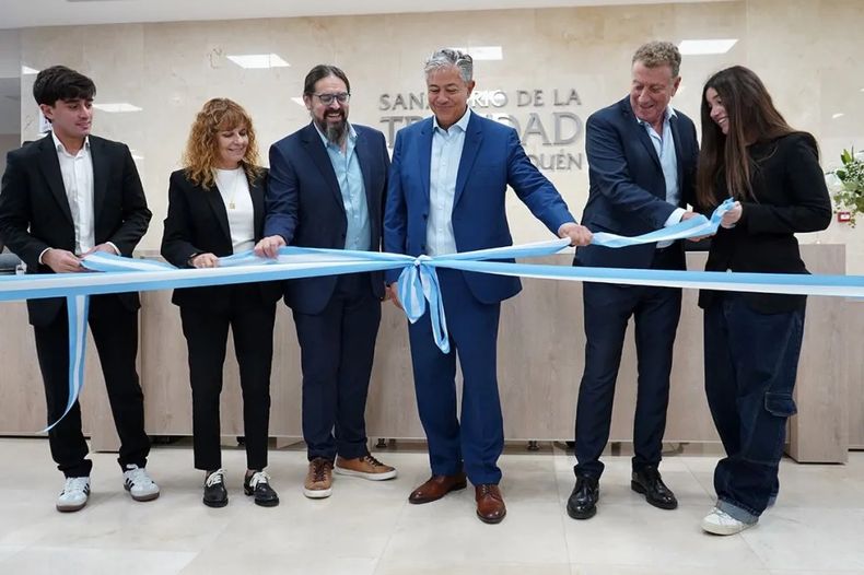 Crece en la Patagonia: Julio Fraomeni, CEO de Galeno, presente en la inauguración del Sanatorio de la Trinidad. 