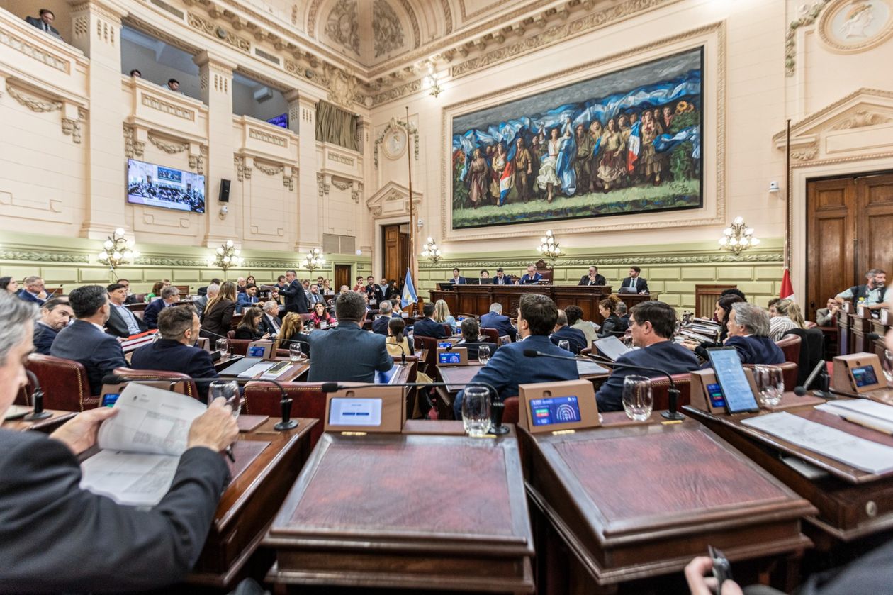 El recinto de la Cámara de Diputados y Diputadas de Santa Fe. El nuevo reparto de escaños resetea la praxis política en la Bota.