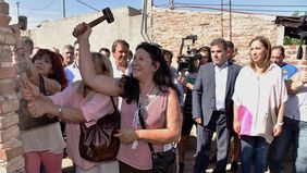 Vidal retoma su “lucha contra las mafias” y se compara con Scioli