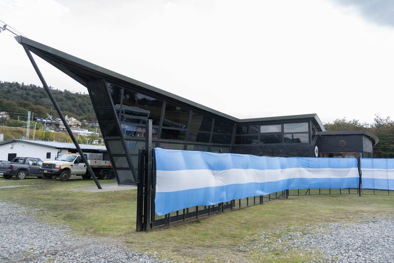 La Legislatura de Tierra del Fuego se vistió de celeste y blanco.