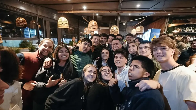 Gabriel Bornoroni recibirá un fuerte espaldarazo juvenil a su candidatura ordenado por Karina Milei