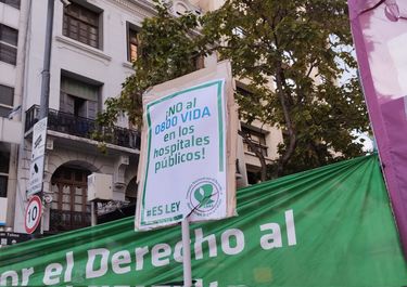 Hotton sin línea: el 0800 VIDA quedará en manos del gobierno porteño