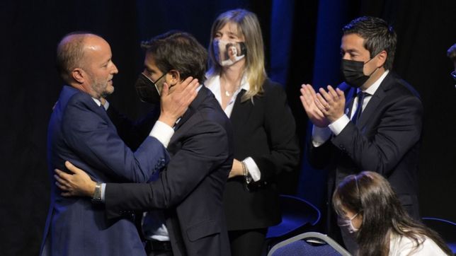 kicillof ya tiene su nuevo gabinete ?militante?