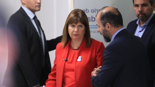 Patricia Bullrich cuestionó la participación de Axel Kicillof en la movilización (Foto: NA)