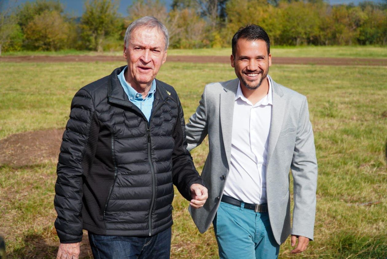 Marcos Torres con Juan Schiaretti.