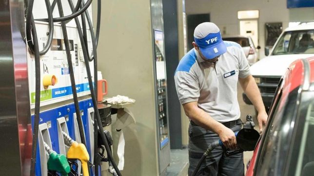 tras la suba de shell, ypf aumento 1,6% el precio de sus combustibles