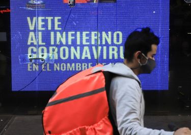 ¿Era en abril? Con la cuarentena plus, la economía vuelve al piso y el año empeora