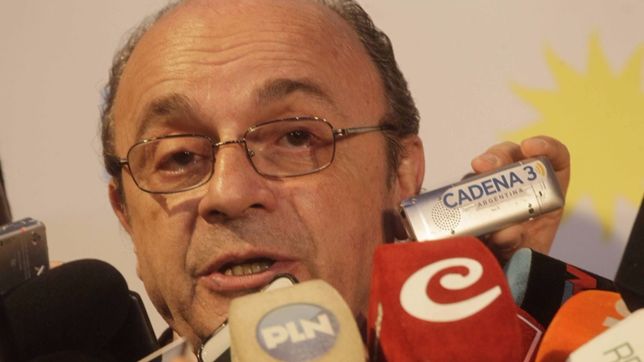 adelante, un radical adelante, un radical