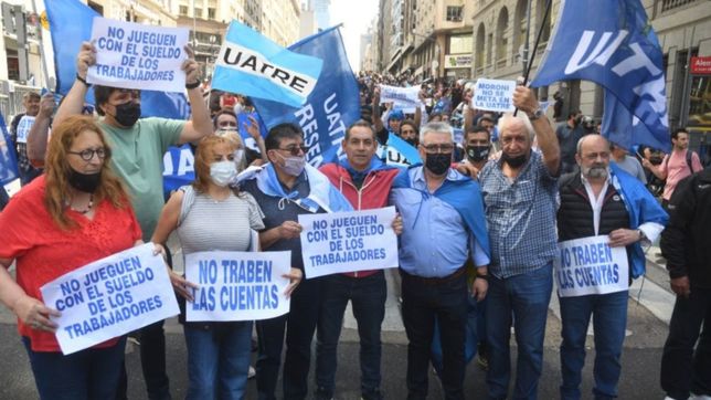 marcha, denuncias y seguros: la trama secreta de la pelea uatre - trabajo