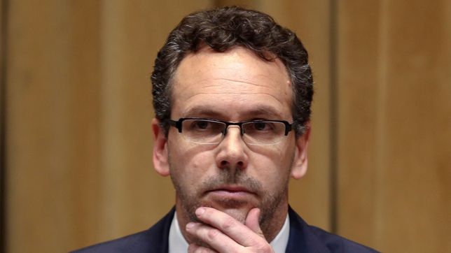 la banda elastica de sandleris: podria dejar que el dolar perfore los $44