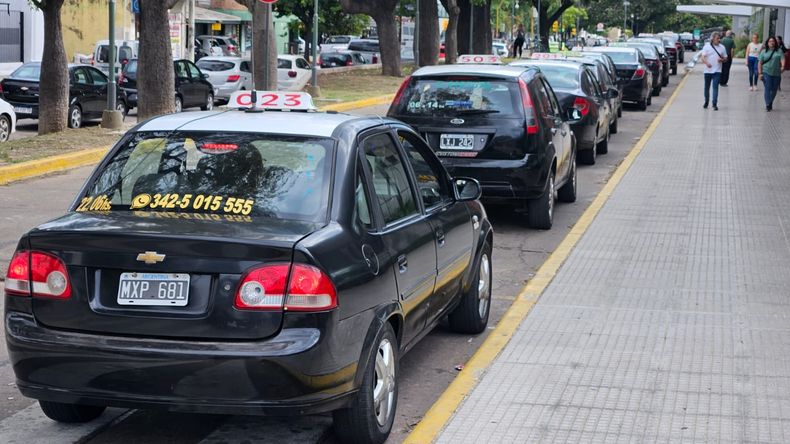 Taxis en la ciudad de Santa Fe.