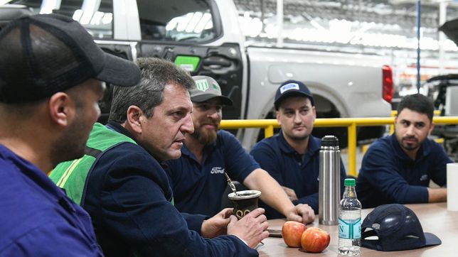 Massa visitará una fábrica en el interior y se mostrará junto a trabajadores. &nbsp;