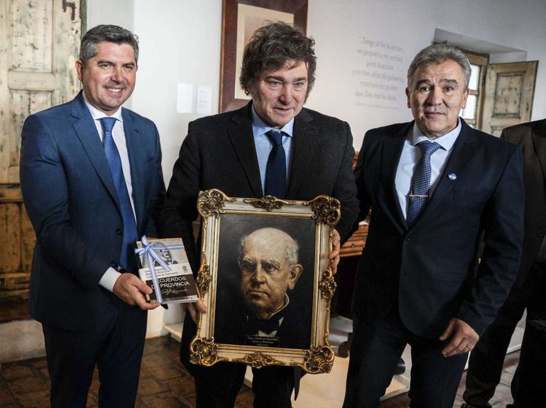 Javier Milei presentó en San Juan un Plan Nacional de Alfabetización.
