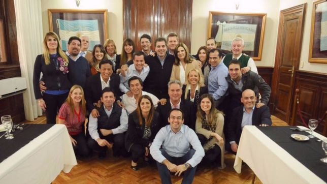 Letra P | Ritondo con diputados PRO