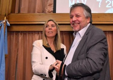 María Eugenia Capuchetti, la jueza cercana a Mauricio Macri, con Carlos Stornelli.
