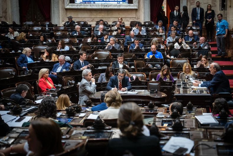 El recinto de Diputados mientras hablaba Guillermo Francos. 