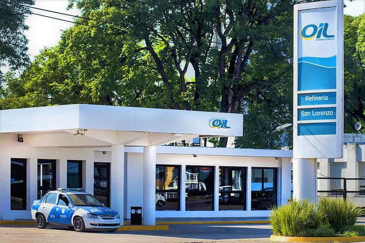 Un grupo de inversores y el gobierno de Perotti buscan reactivar la refinería que era de Oil Combustibles, hoy de YPF&nbsp;