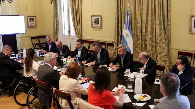 el gobierno admite que apuesta a la polarizacion con cristina