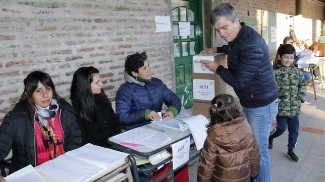 en hurlingham, la tendencia indica que arrasa frente de todos