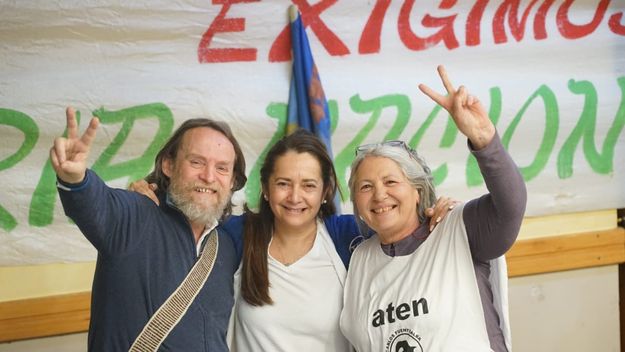 A la izquierda Marcelo Guagliardo, secretario general de la Asociación de Trabajadores de la Educación de Neuquén A la izquierda Marcelo Guagliardo, secretario general de la Asociación de Trabajadores de la Educación de Neuquén