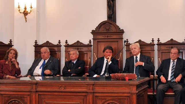 La Corte de Santa Fe: María Angélica Gastaldi, Rafael Gutiérrez, Roberto Falistocco, Daniel Erbetta, Eduardo Spuler y Mario Netri.
